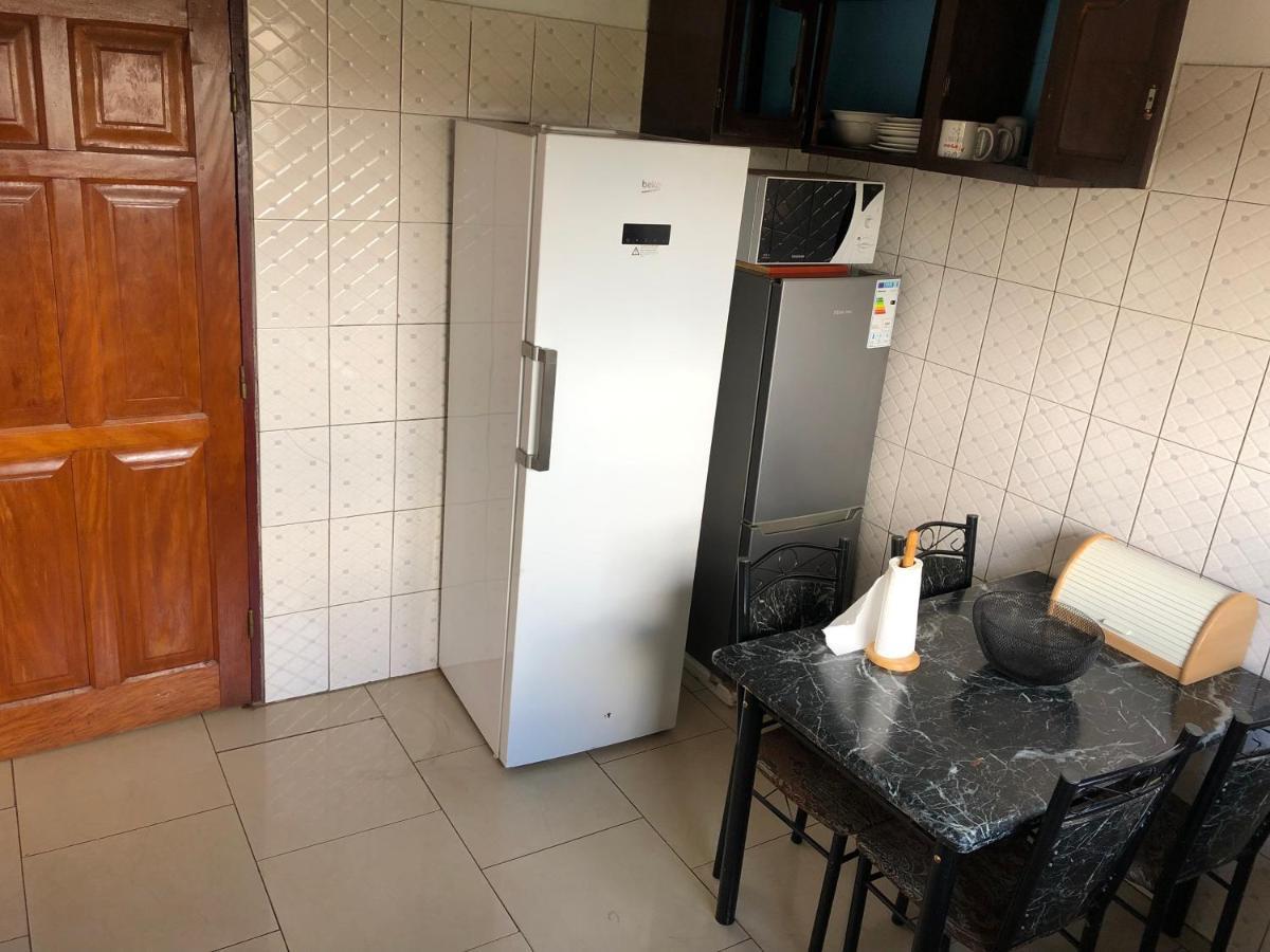Grand Appartement A Essos Mobile Yaoundé 外观 照片