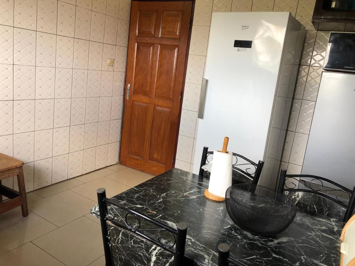 Grand Appartement A Essos Mobile Yaoundé 外观 照片